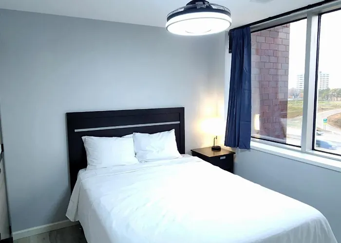 Modern Two Bedroom With Views